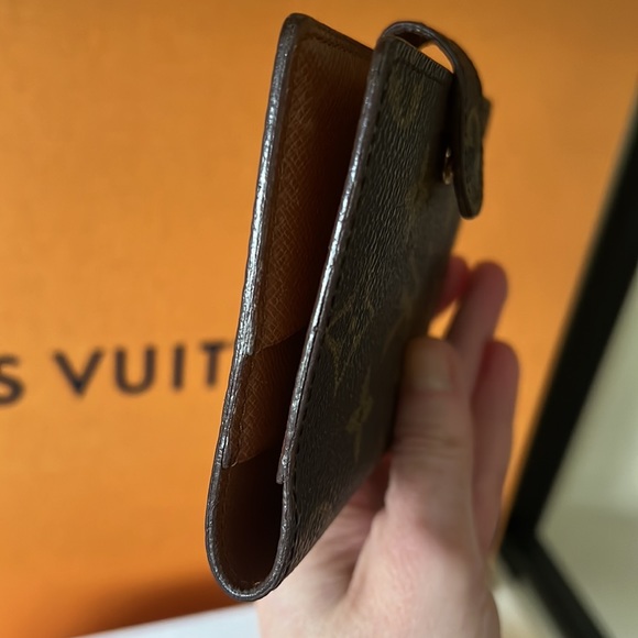 Louis Vuitton Mini Agenda - Picture 8 of 16